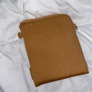 Dagne Dover Skye Essentials Pouch